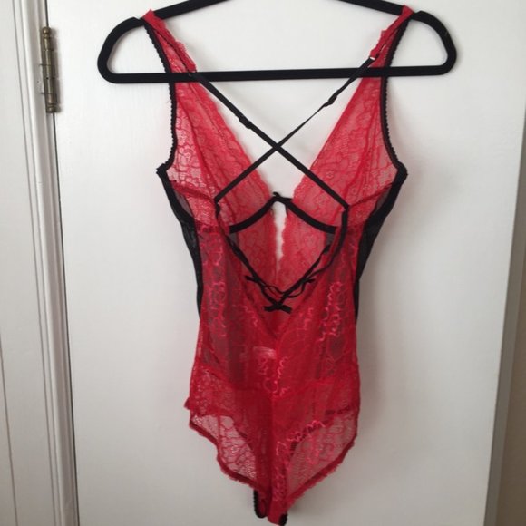 La Vie En Rose Teddy (NWOT) - Picture 2 of 5